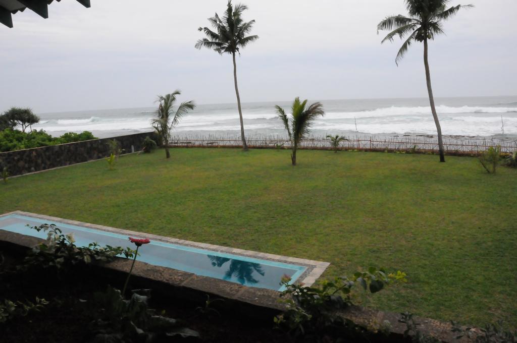 Villa Atulya At Ocean'S Edge Mirissa Exteriér fotografie